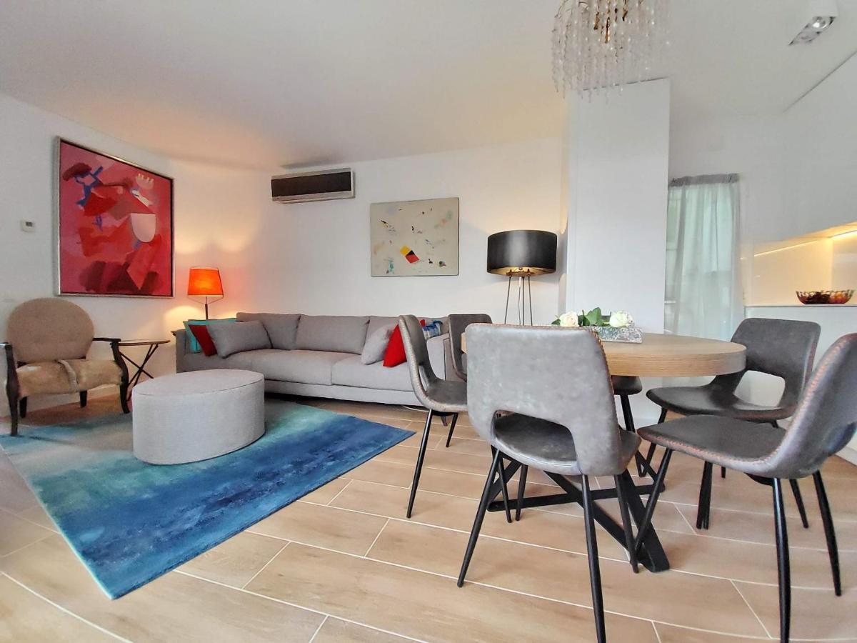 Apartment Atico Esquinero Muy Soleado Con La Terraza De 50 M2